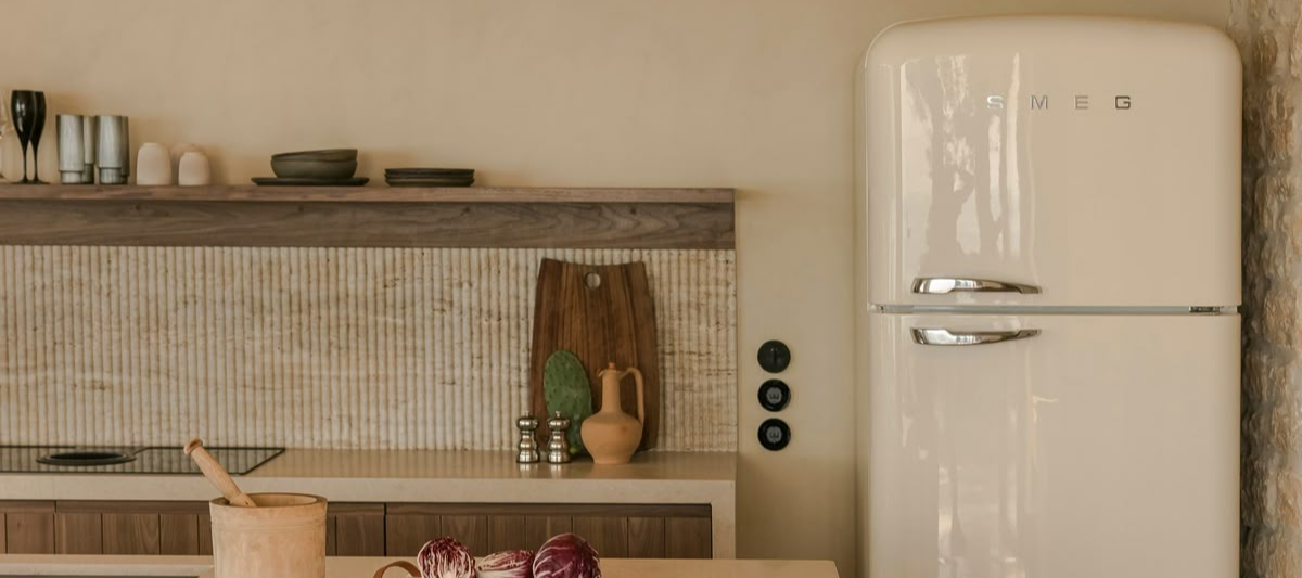 Cocina de una casa con una frigorífico