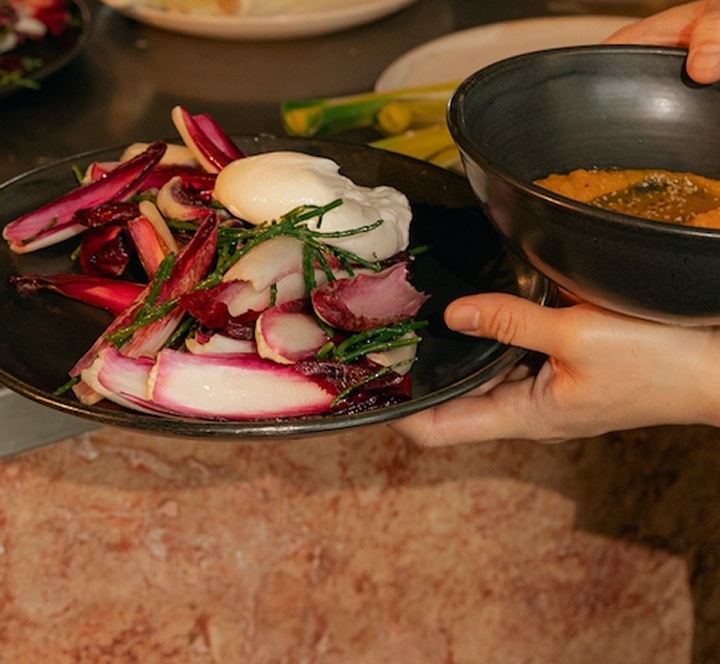 Mesa con comida